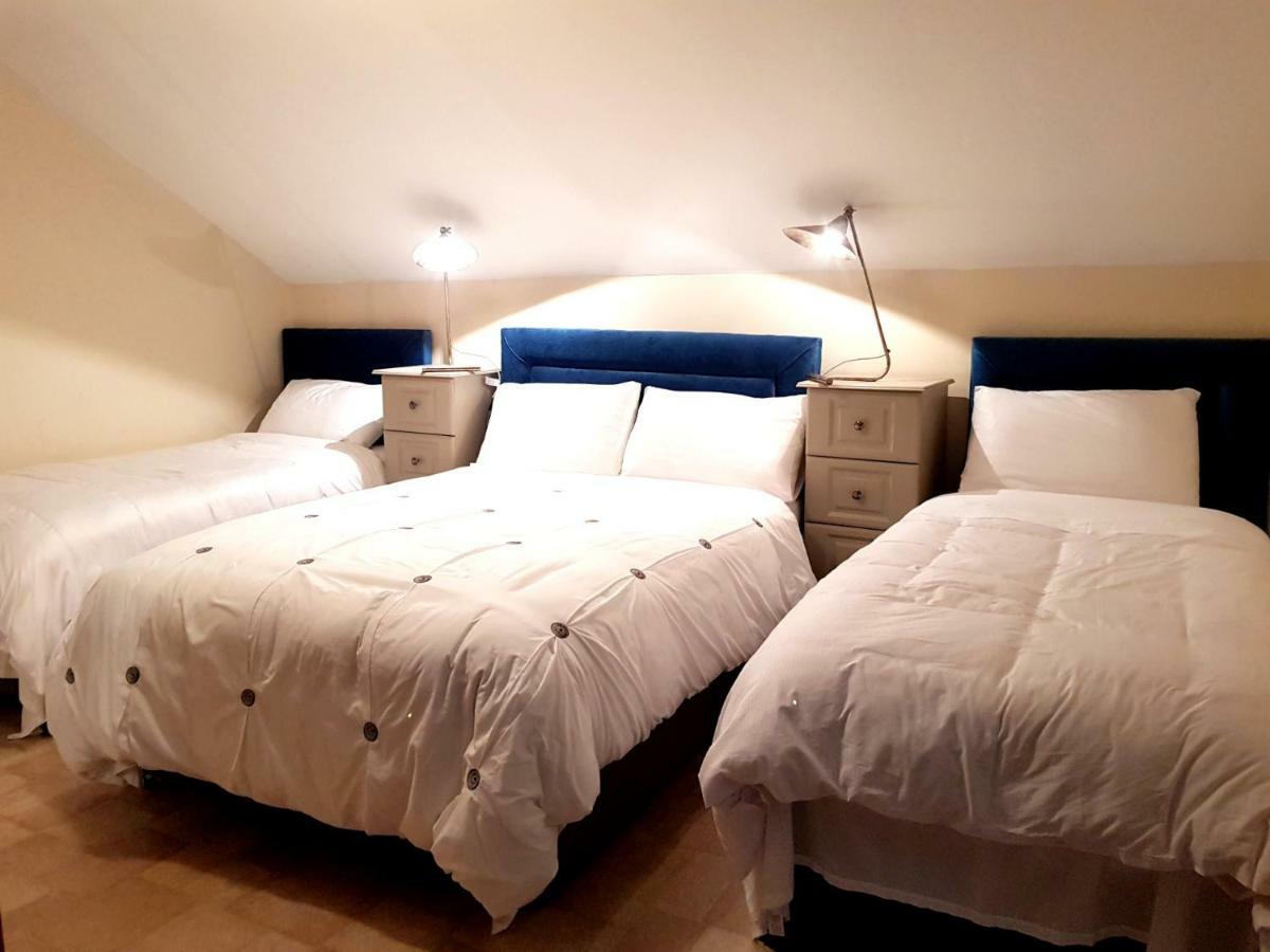 Ethan House Holiday Suites Килларни Экстерьер фото